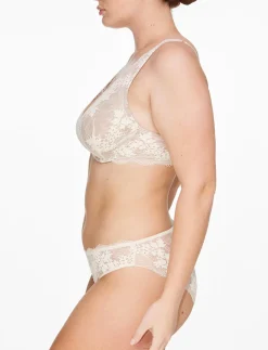 All Day Lace Uplift Plunge + Cheeky Set