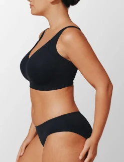 ComfortStretch Smoothing Wireless Bra