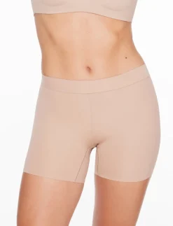 ComfortStretch Smoothing Anti-Chafe Shorts