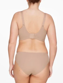 ComfortStretch Smoothing Full Coverage Bra